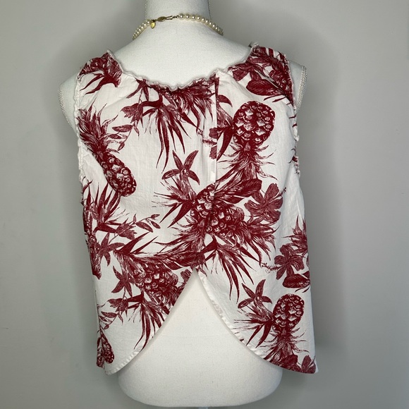 Ana women’s size L island print tank with V open back. - Picture 4 of 7